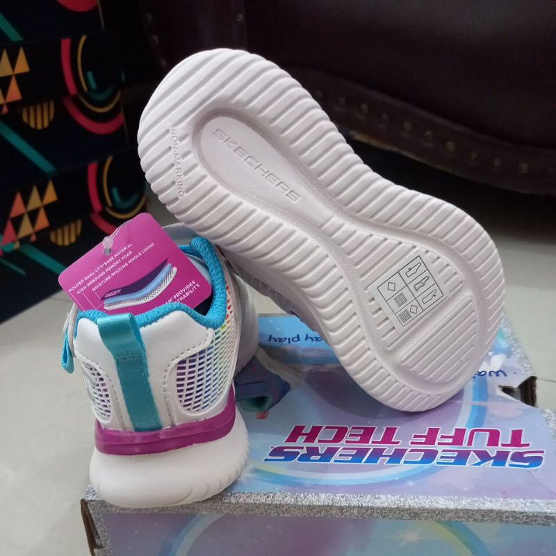 Sepatu Skechers Radiant Swirl 302434N