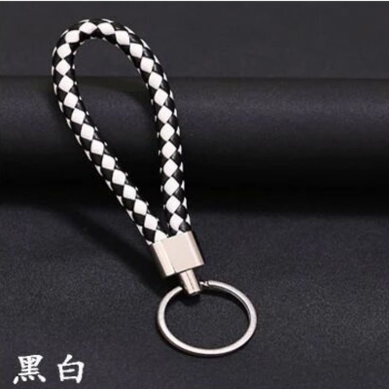 GANTUNGAN KUNCI ANYAMAN KULIT BOTTEGA KEY  CHAIN