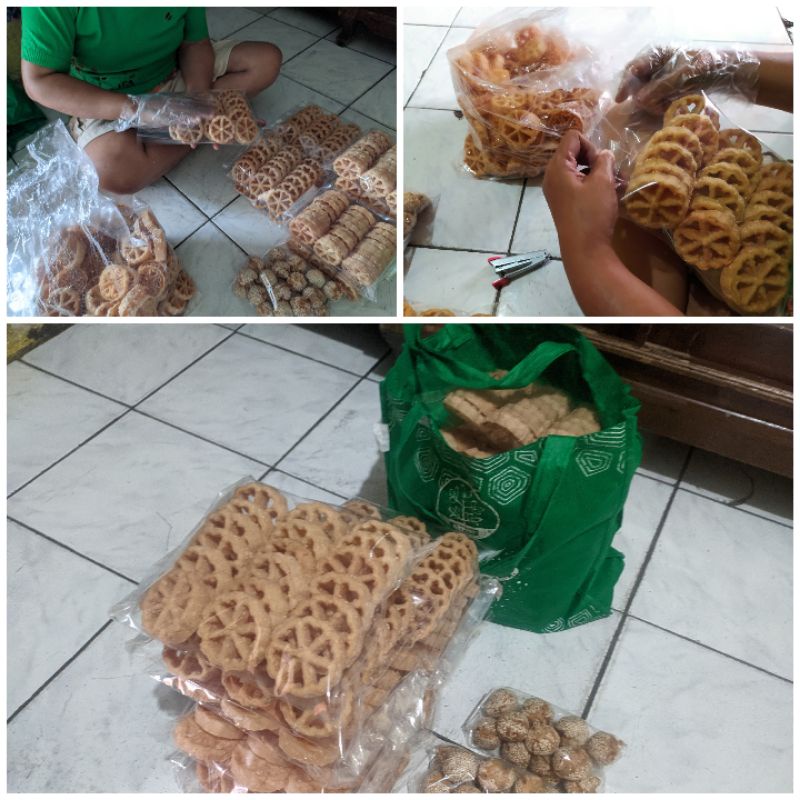 

Kembang Goyang & Kue Ketawa 1kg Manis Gurih (baca deskripsi)