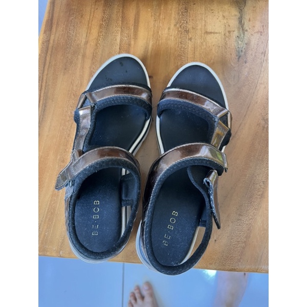 sepatu sendal merk be-bob