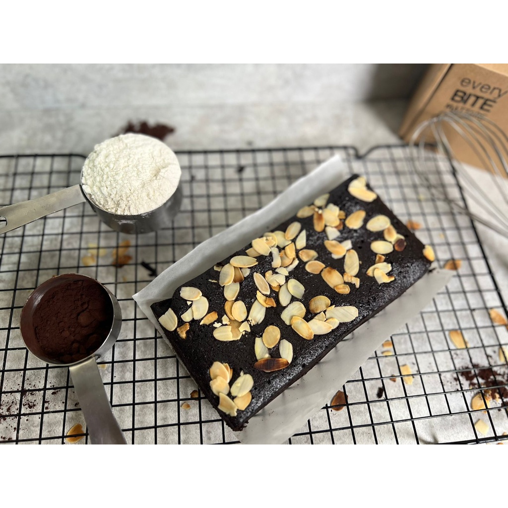 

Brownies Panggang Almond