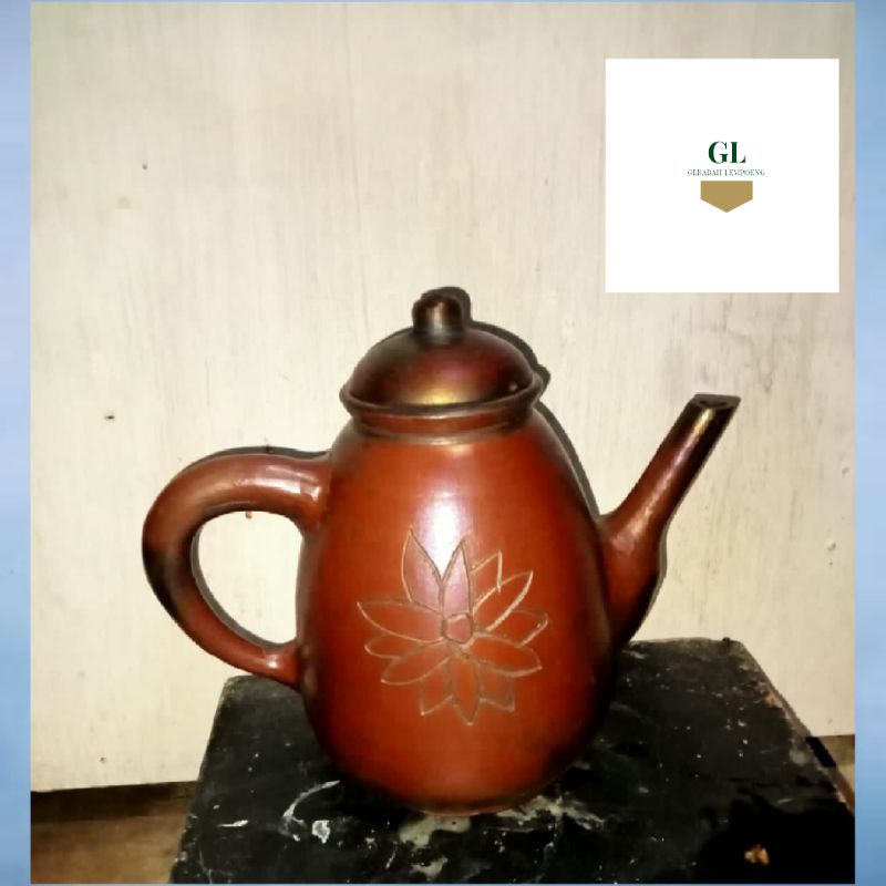 poci gerabah besar / porong gerabah / teko gerabah tanah liat