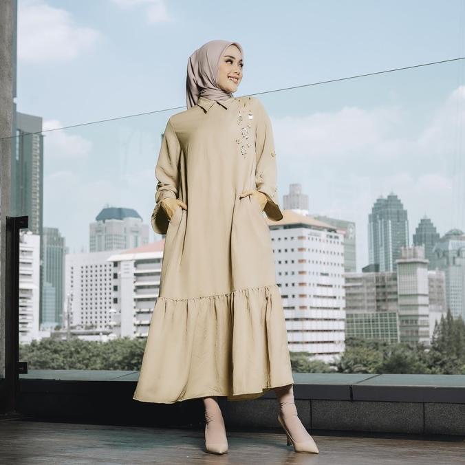 Jenna & Kaia - Auli Dress Beige