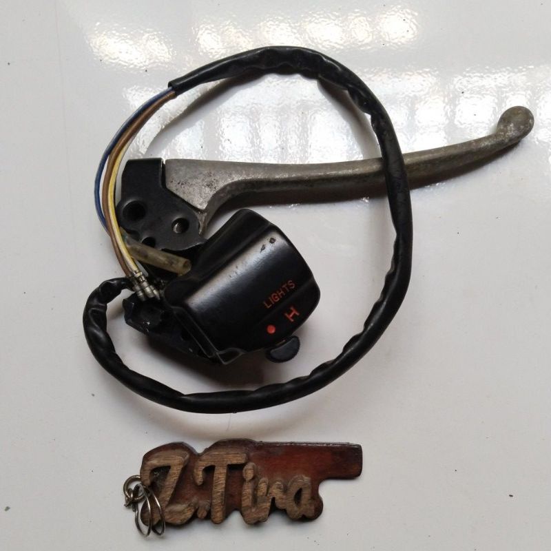 holder  kanan  gl100/125 original