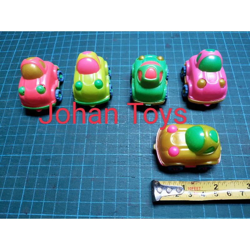 Mobil Kumbang 6 Cm isi 100Pcs