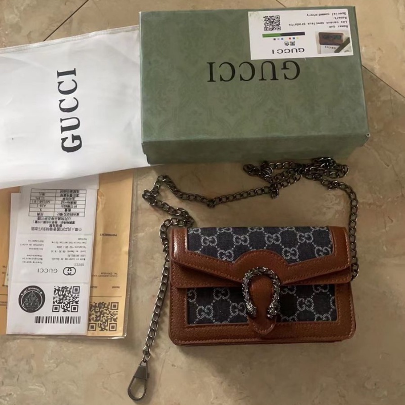 Tas Selempang Dionysus Denim