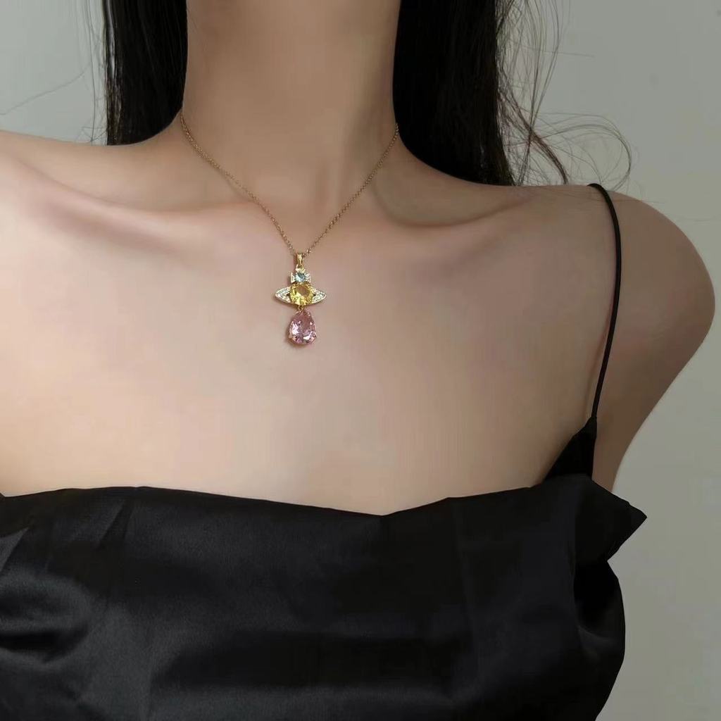 Aksesoris Kalung Cahaya Mewah Penuh Berlian Saturnus Warna-Warni Zirkon Drop Liontin Rantai Klavikula