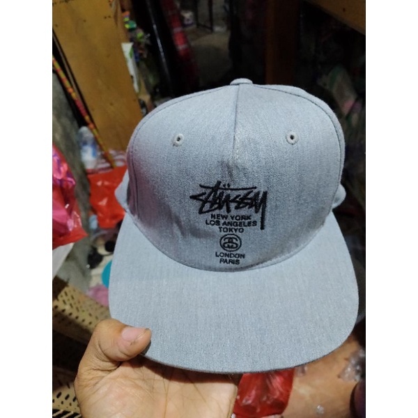 topi second stussy