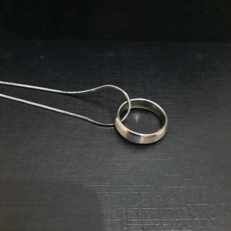 Kalung 100% Titanium + Cincin Pria san wanita