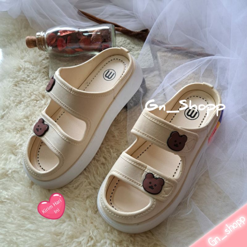 Sandal Selop Wanita Ban 2 PIN BLC 029-A2