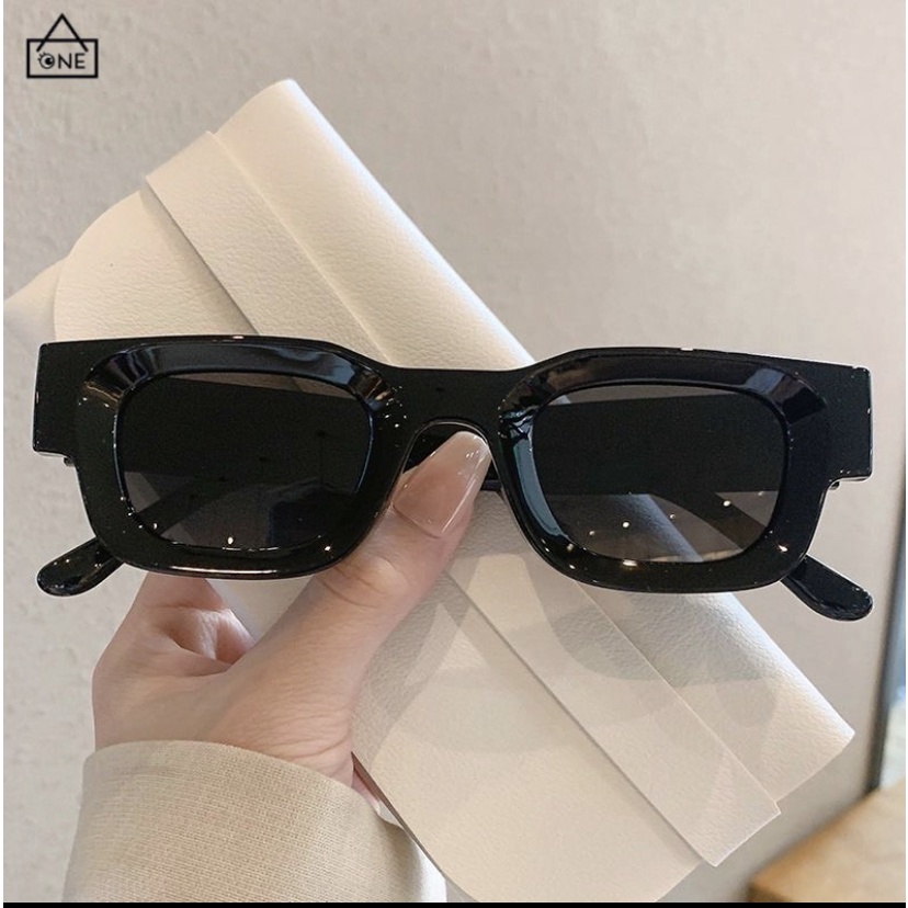 Kacamata Boldie Frame Tebal Skinny Hitam Persegi Panjang Uv400 Gaya Vintage Retro Untuk Wanita Dan Pria