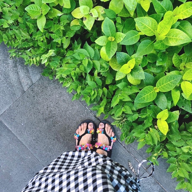 ARLETE.ID Clara (Beads Sandal - Sandal Mote/Manik Bunga Wanita)