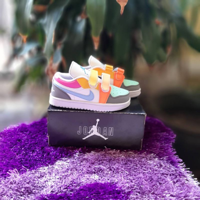 Sepatu Sneakers Anak Laki Laki &amp; perempuan Import Terbaru