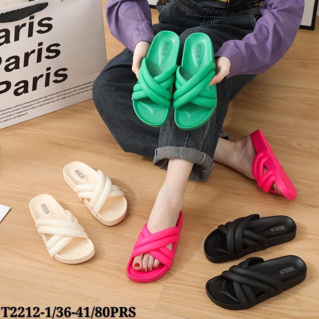 SANDAL KARET SILANG WANITA IMPORT BRESLIN T2212