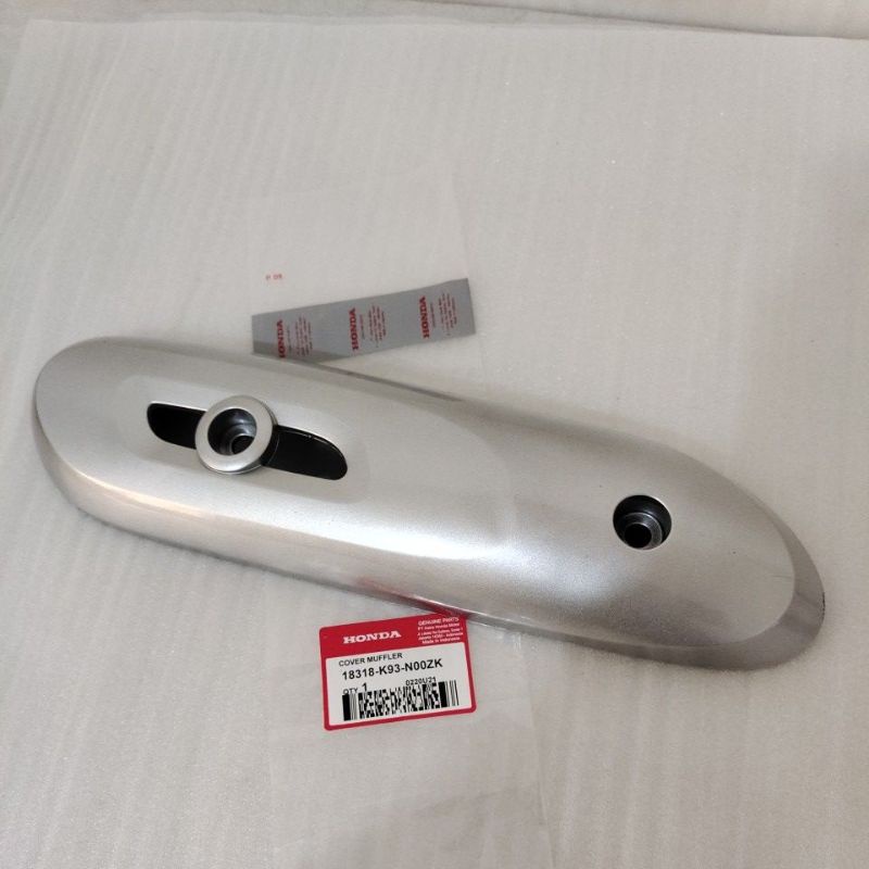 Pelindung cover tutup tameng Knalpot Cover Muffler SiLVER Honda Scoopy ESP 2018 ORIGINAL