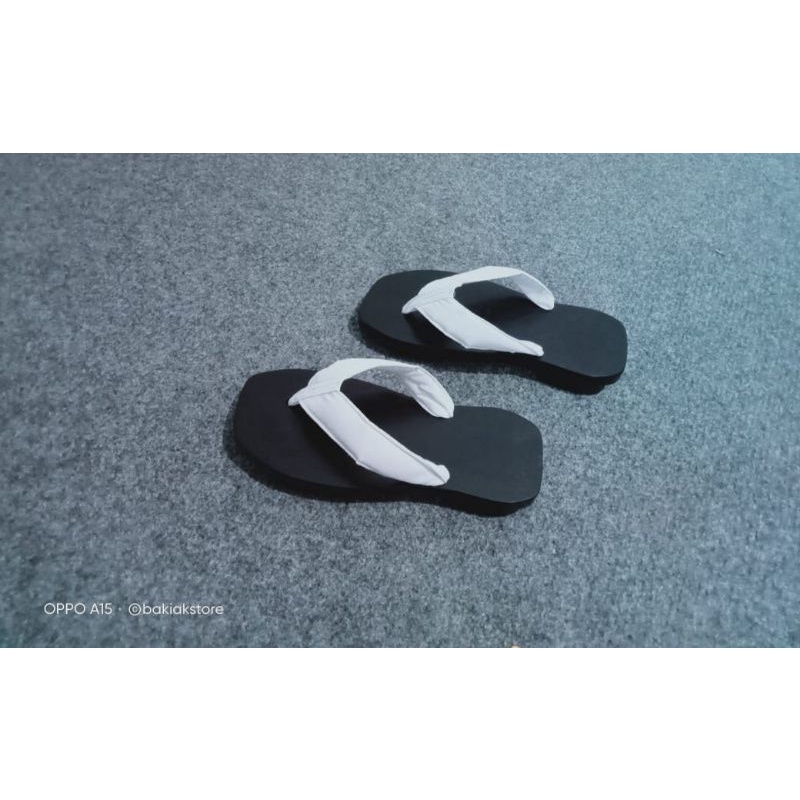 sandal kayu/bakiak jepang