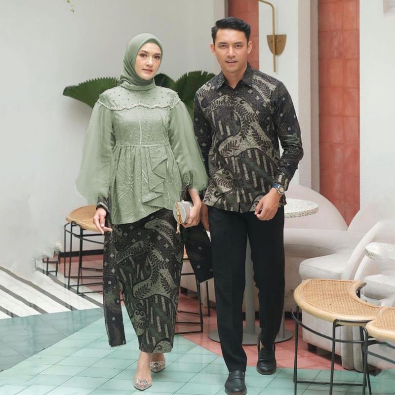 Batik Couple Bella / Batik Couple / Kebaya Couple / Set Kebaya / Batik Kekinian / Batik Murah / Sari
