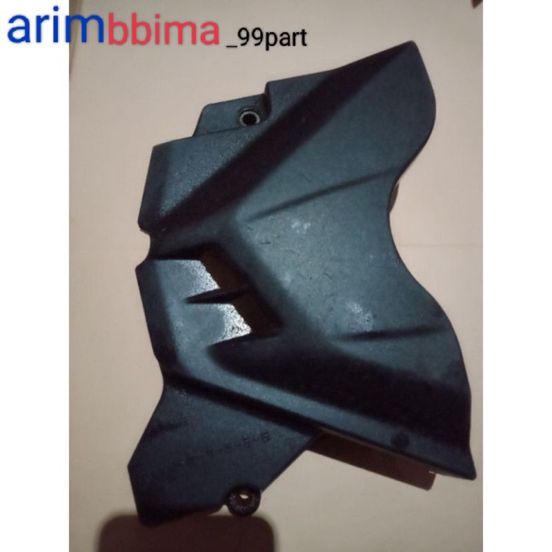 cover tutup gear/gir depan r 25 hitam original