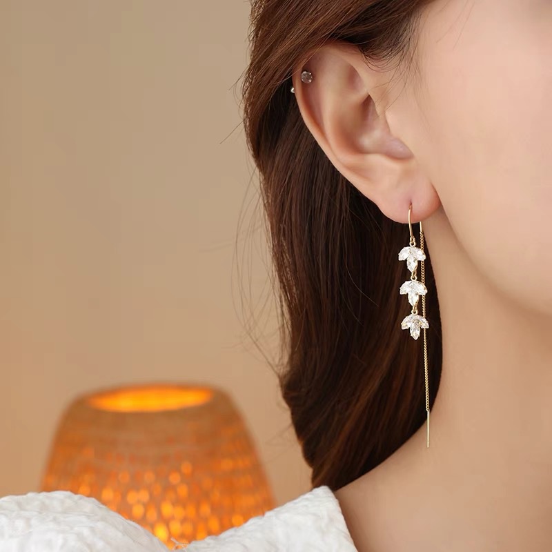 2022terbaru Daun Maple Zirkon Rumbai Panjang Earline Female COCOJEWELRY
