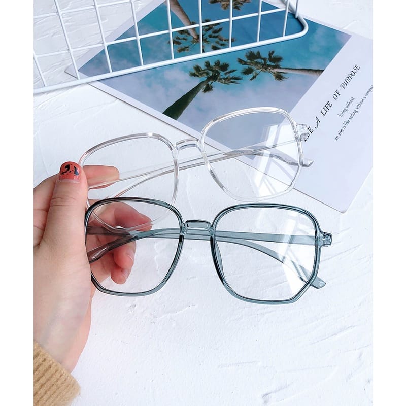 WE Kacamata Square Frame Wanita Korea Kacamata Anti Radiasi Retro Fashion Aksesoris Import