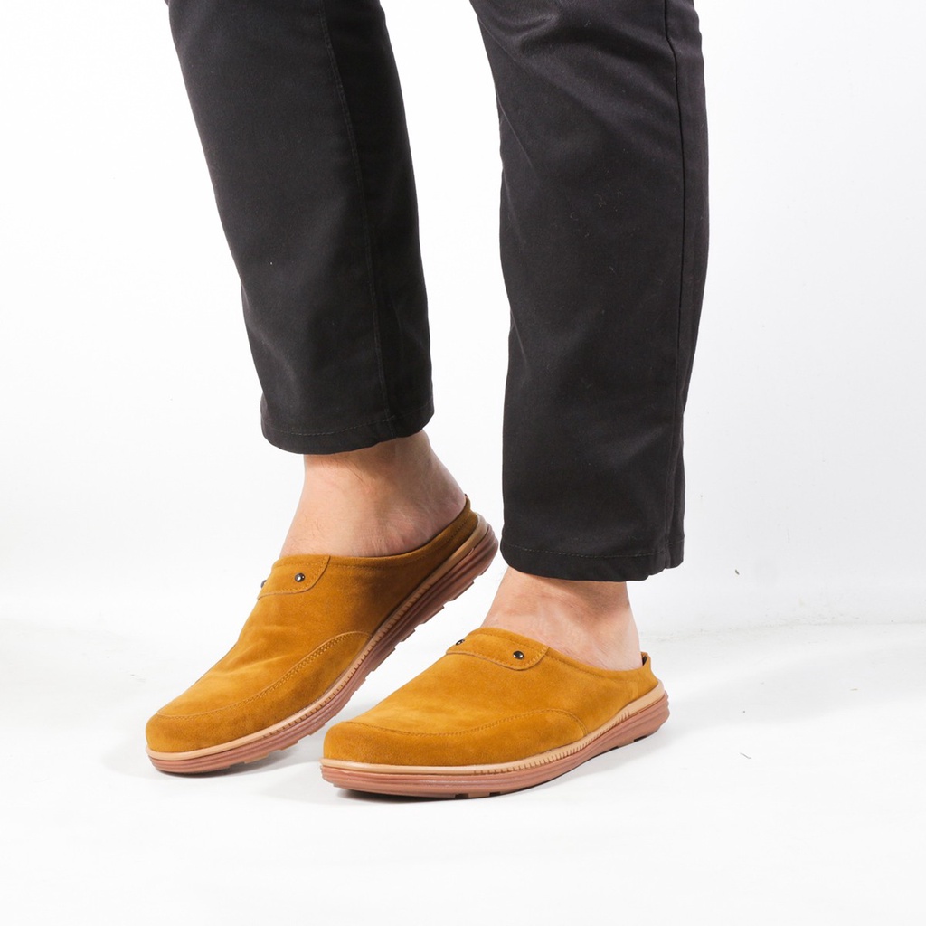 Sepatu Sandal Pria V 4824 Brand Varka Sandal Bustong Selop Pria Modis Berkualitas -Tan