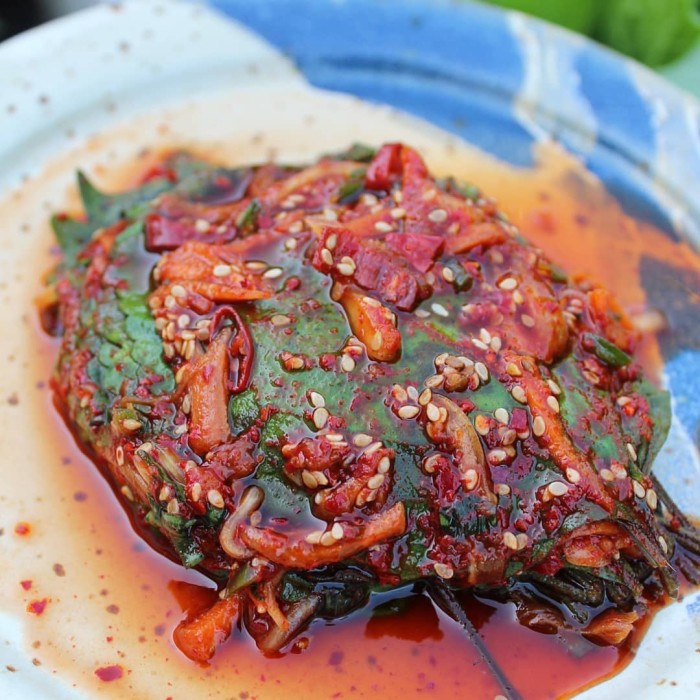

Perilla Leaf Kimchi / Daun Perilla / Kkaenip-Kimchi 150G Tx0486