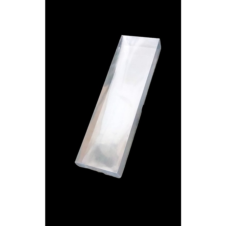 

KOTAK MIKA 28x8x3 DUSKUE TEBAL 0.25mm