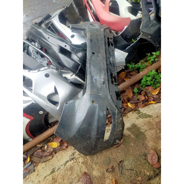 bumper belakang ford fiesta 2012-2014