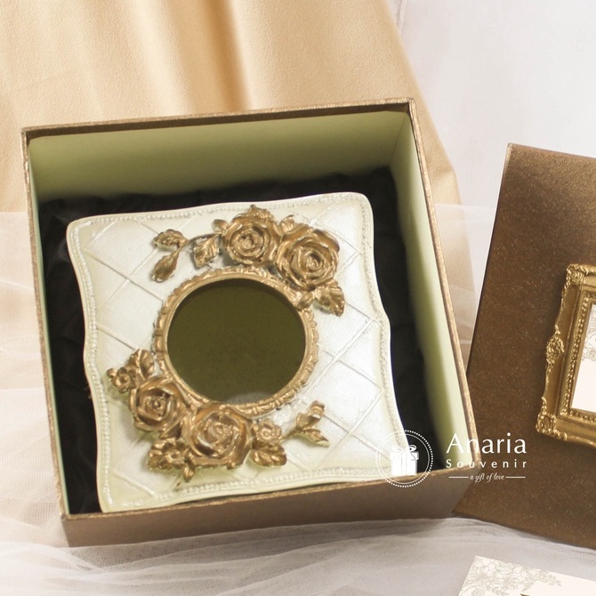 Anaria Souvenir - Tea Rose Tissue Box | Kado Pernikahan Mewah Kado Pernikahan Unik Bermanfaat Gift