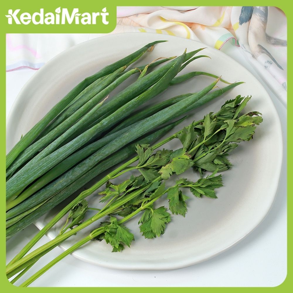 

Paket Daun Bawang dan Seledri 500 Gram