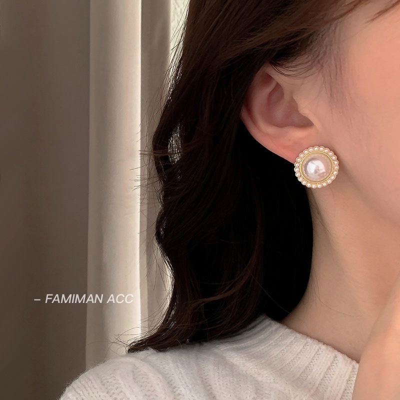 Anting Pejantan Mutiara Temperamen Anting Pejantan Berlian Ladies Earrings