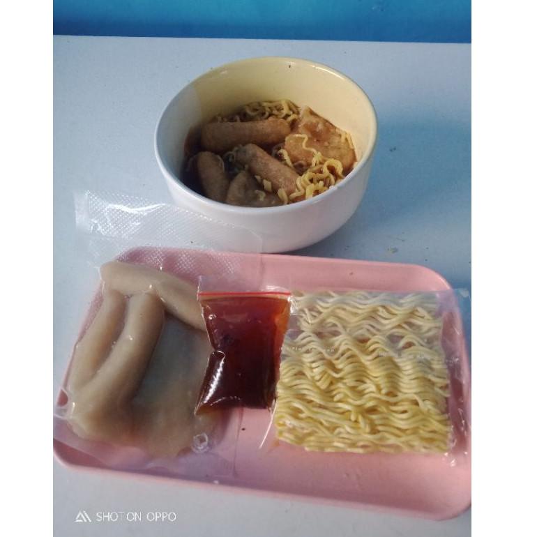 

㊐ PEMPEK DOS ENAK ㅾ