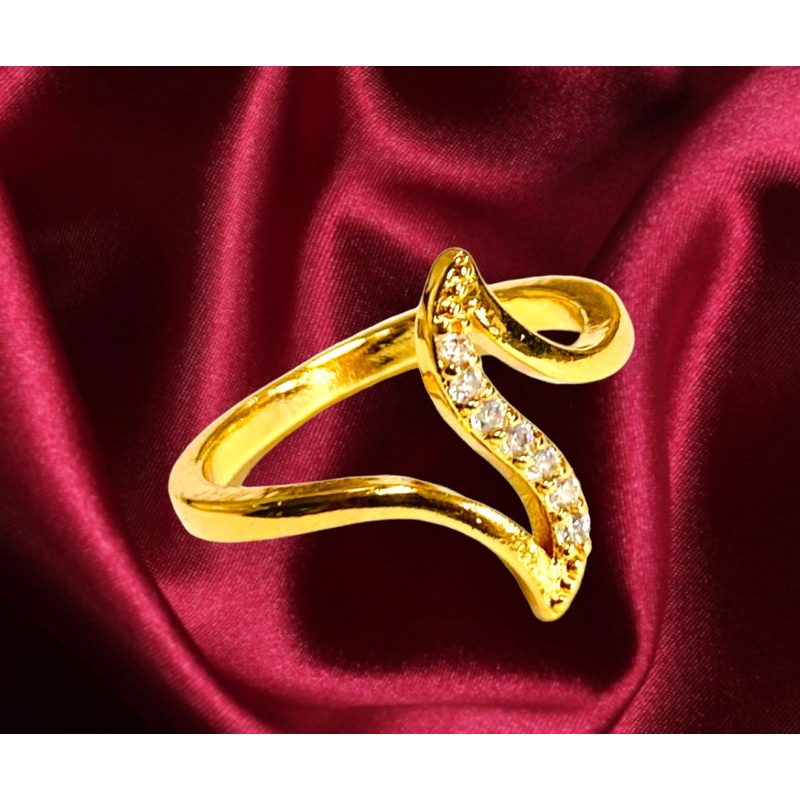 cincin wanita /cincin permata / cincin replika diamond / ciincin lapis emas /cincin penggati emas