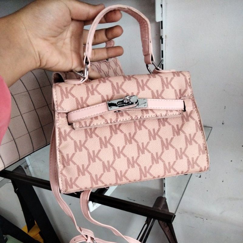 

kremes sale mini