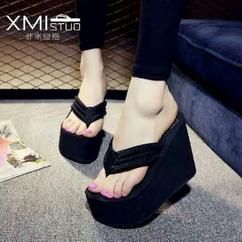 PUWI - SANDAL WEDGES SPONS VICTORIA HITAM TINGGI PREMIUM