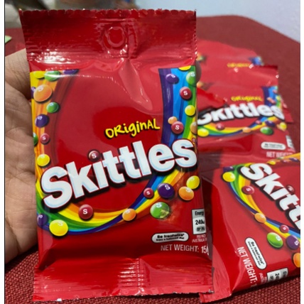 

SGS SKITTLES CANDY ORIGINAL FUNSIZE PERMEN 15GR 3 pcs