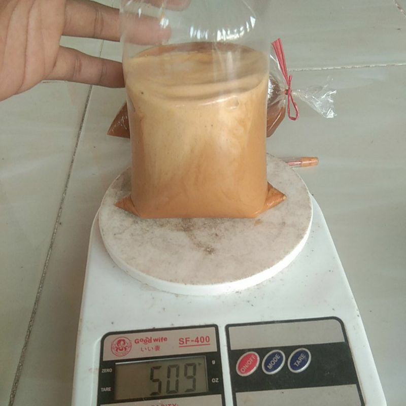 

petis madura ,pettes madura500g( pamekasan konang)