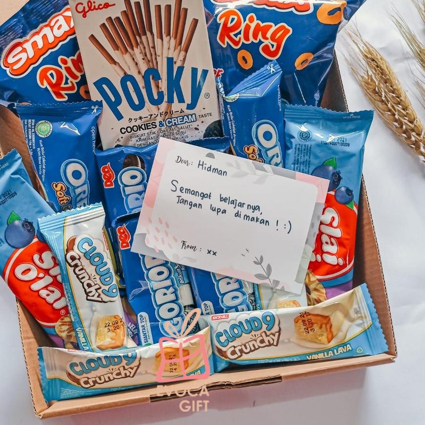 

GRATIS ONGKIR✅Snack box Wisuda / Ulang Tahun dll SIZE MEDIUM|RA4
