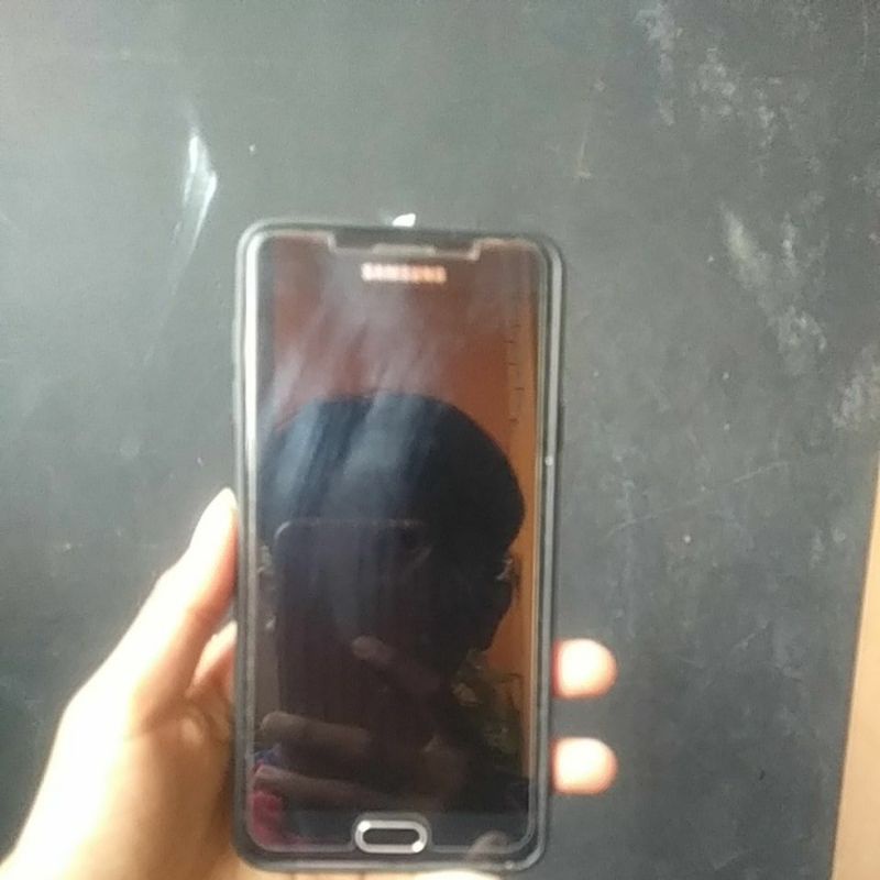 hp samsung A7 BEKAS