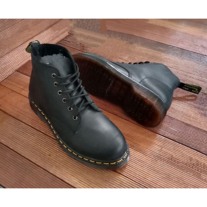 sepatu boots 6hole kulit asli sepatu ehwan mirip docmart