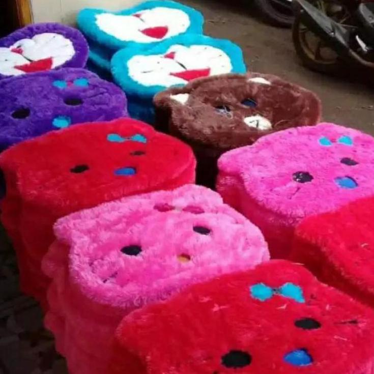 ふ Keset kaki / keset bulu karakter / keset bulu rasfur / keset bulu tebal / keset bulu kamar tidur ヒ