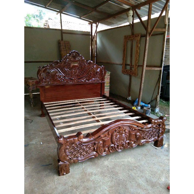 Dipan Ukir Jepara Termurah / Dipan Kawatan Ukir Jati / Dipan Jati Jepara / Tempat Tidur Jepara.