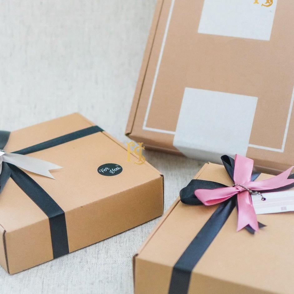 Super Stock Hampers Cowok Gift Box Cowok Hampers Cowo Kado Box Cowok Kado Pacar Kado Wisuda Gift Box