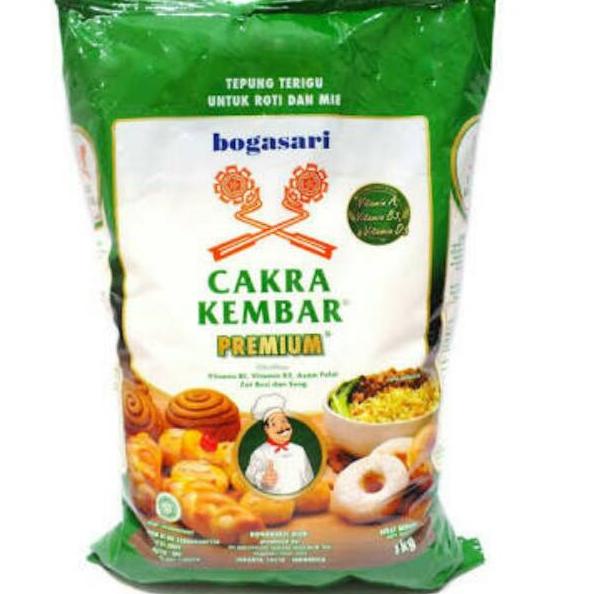 

㊊ Tepung terigu cakra premium bogasari 1 kg ⇢
