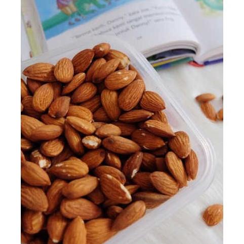 

[BAYAR DITEMPAT] ROASTED ALMOND 500GR