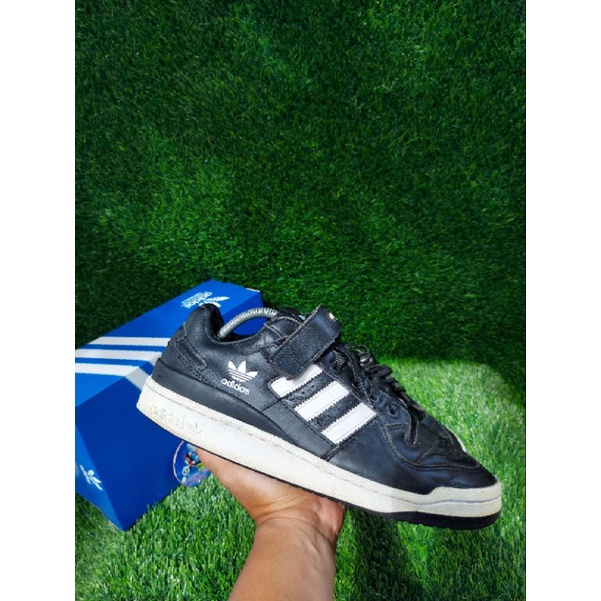 Adidas Forum Low second