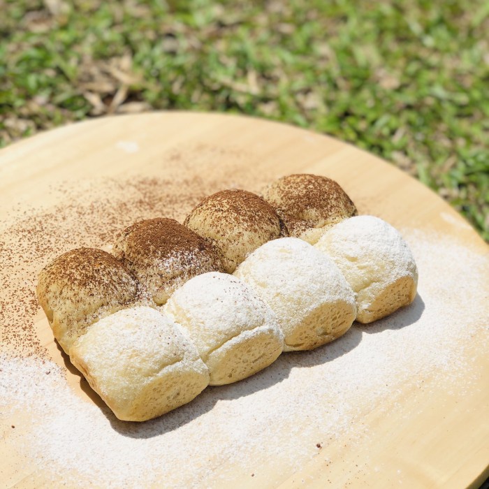 

Vegan "Mylk" Buns Isi 16