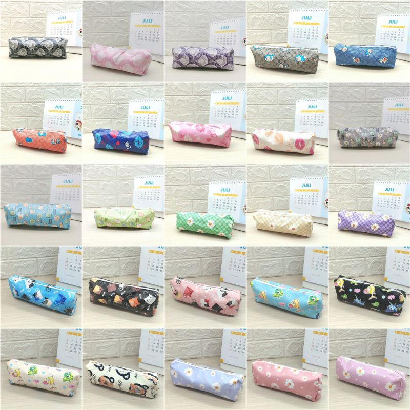 

Kotak Pensil Motif Kartun Lucu Unik/Tempat Alat Tulis