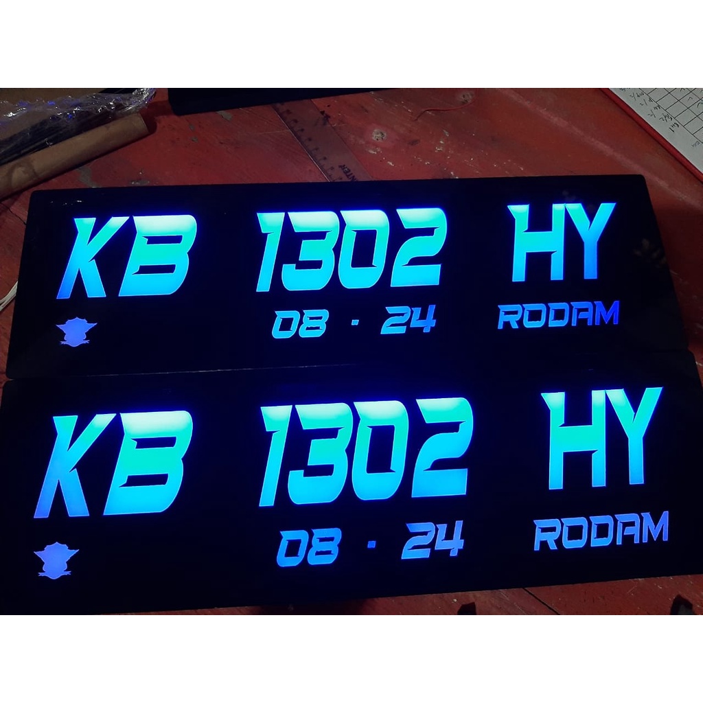 Plat Mobil variasi akrilik custom nyala
