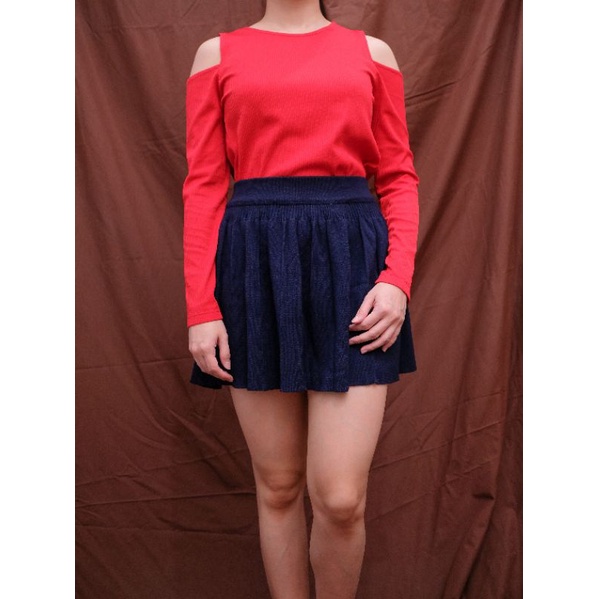 knit flare mini skirt navy rok pendek biru rajut preloved woman clothes pakaian murah wanita